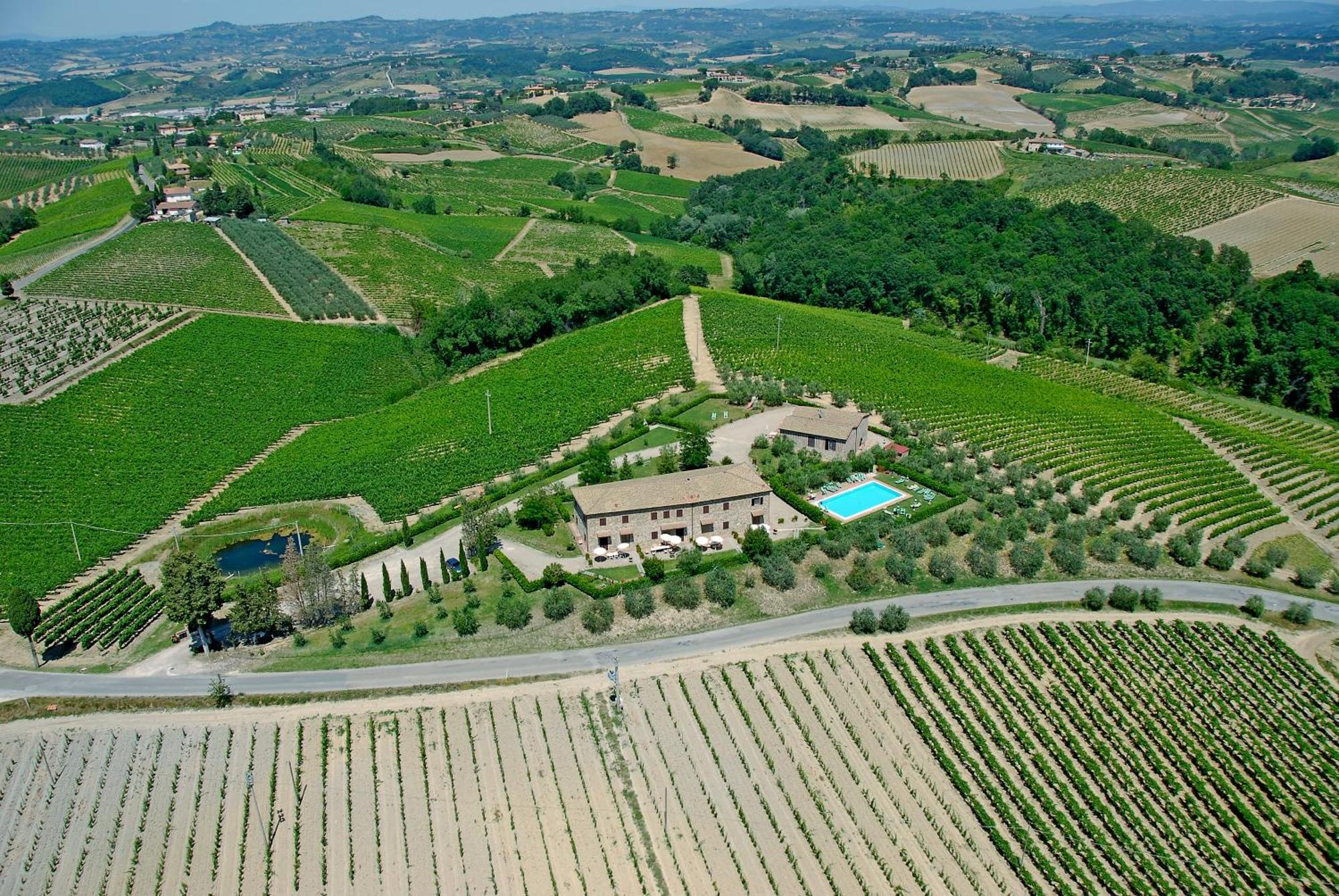 Agriturismo Macinatico Сан-Джиминьяно Экстерьер фото